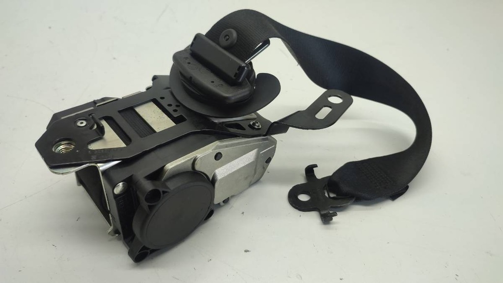 фото №1, Pas безопасности перед правый bmw f11 625985300a