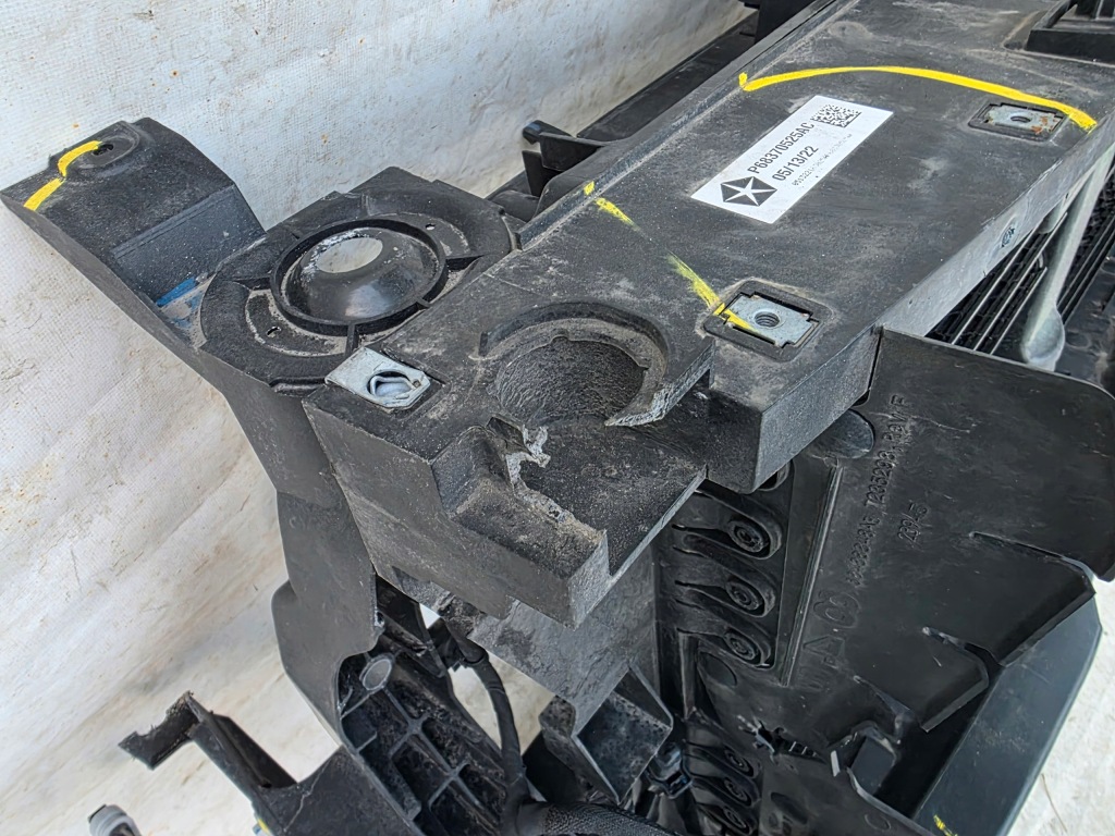 Купить Jeep grand cherokee wl long 3.6 limited ремень передний комплектный  2022-