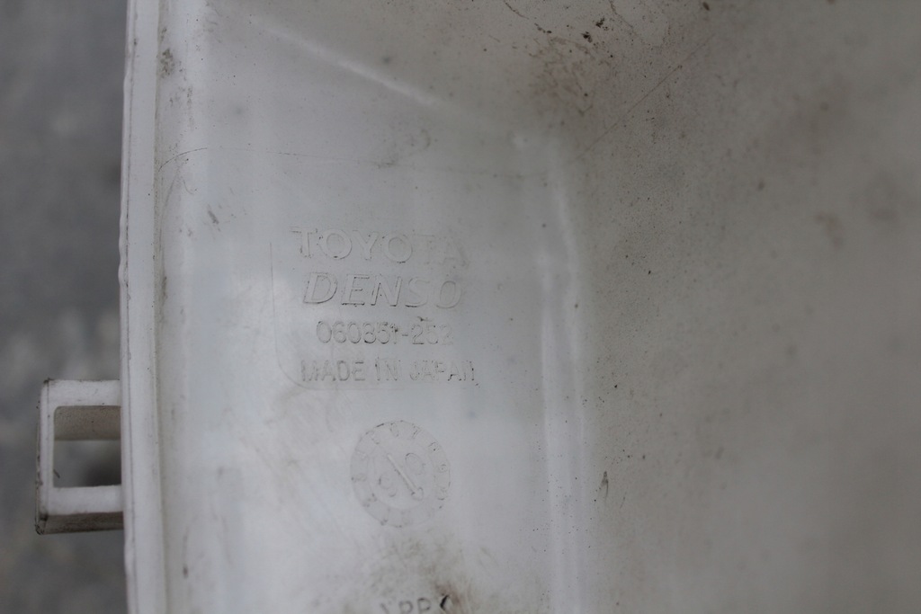 фото №7, Toyota auris i бачок жидкость омывателя 85942-12010