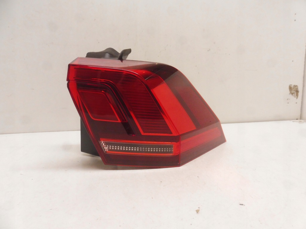 фото №1, Volkswagen tiguan 2 ii лампа задня задня права