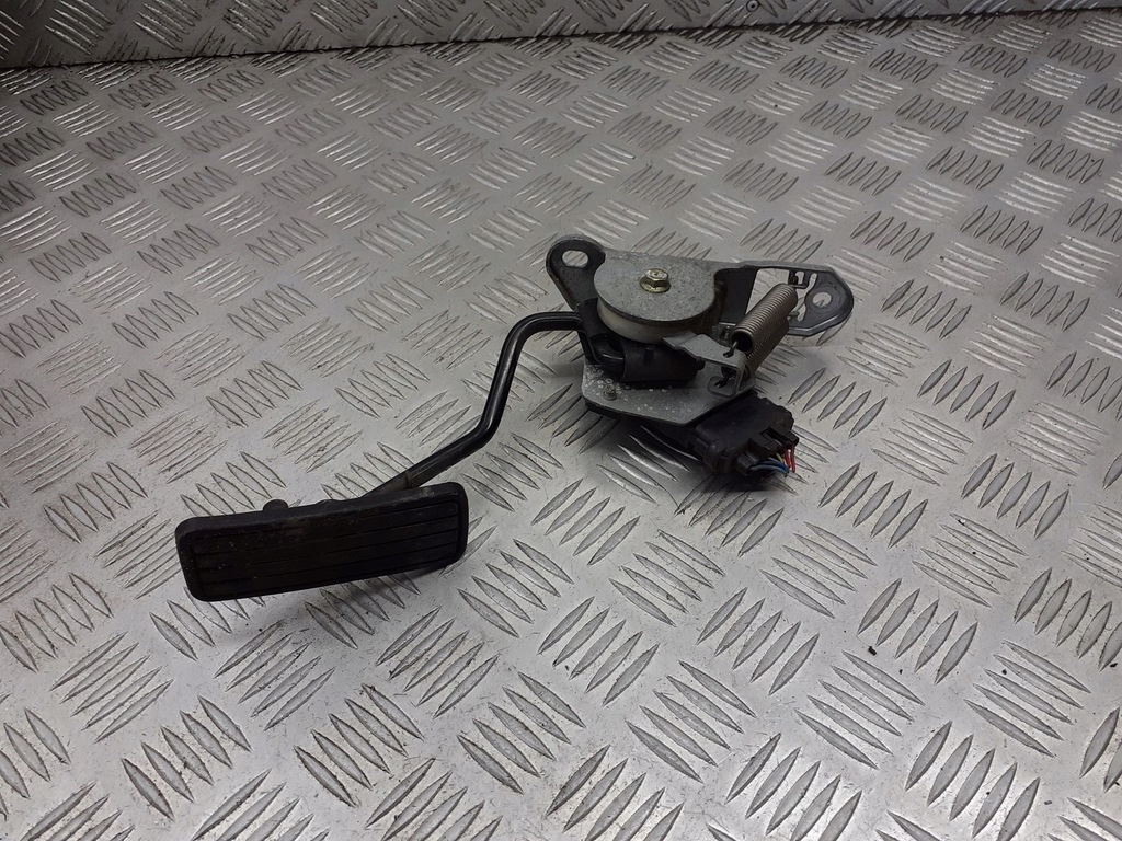 фото №1, Потенціометр педаль газу subaru forester 2.5 36010sa010