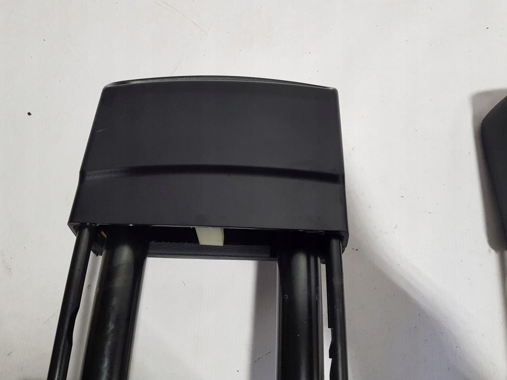 фото №11, Дуга патрон подголовник защитная дуга левый правый mercedes clk w209 cabrio