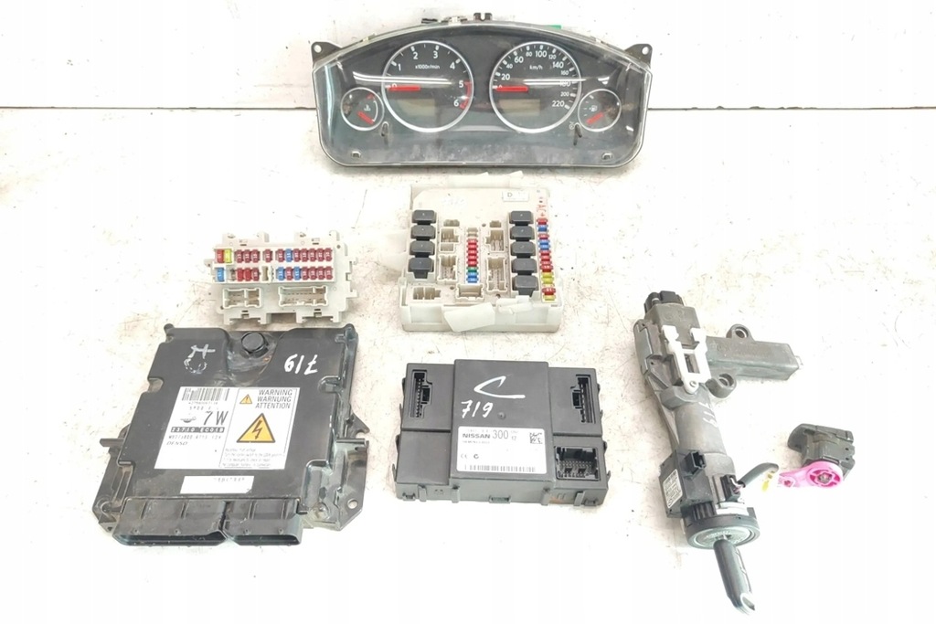 фото №10, Комплект запалювання nissan pathfinder iii r51 23710ec01b 2.49l дизель 2007