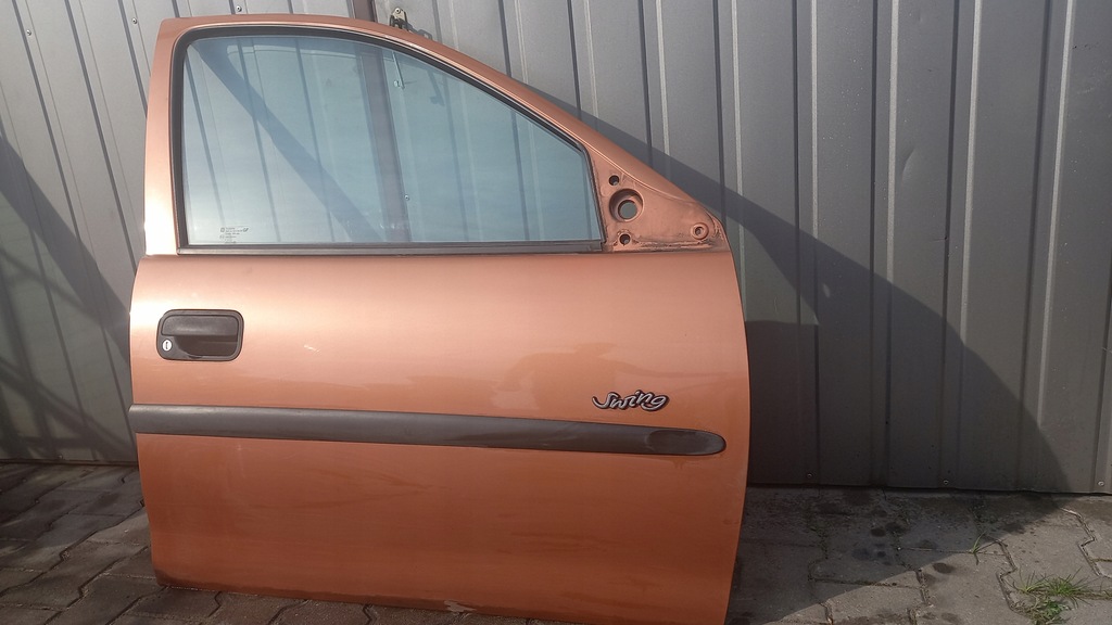 фото №1, Дверь правое перед opel corsa b 00r 5d