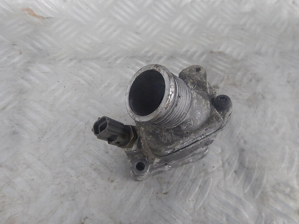 фото №1, Volvo s60 i v70 ii 2.4 термостат корпус