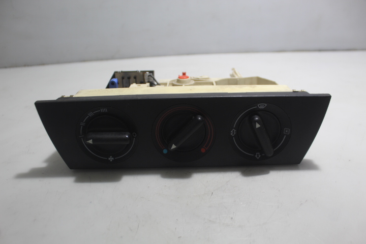 фото №1, Панель управление обдув audi a6 c4