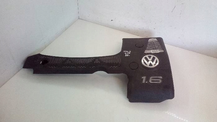 Кришка двигуна volkswagenpolo iii 1,6b 032103935a Київ