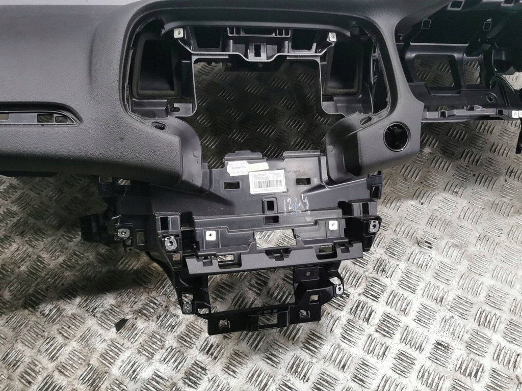 фото №5, Renault megane iv 2018 приборная панель приборная