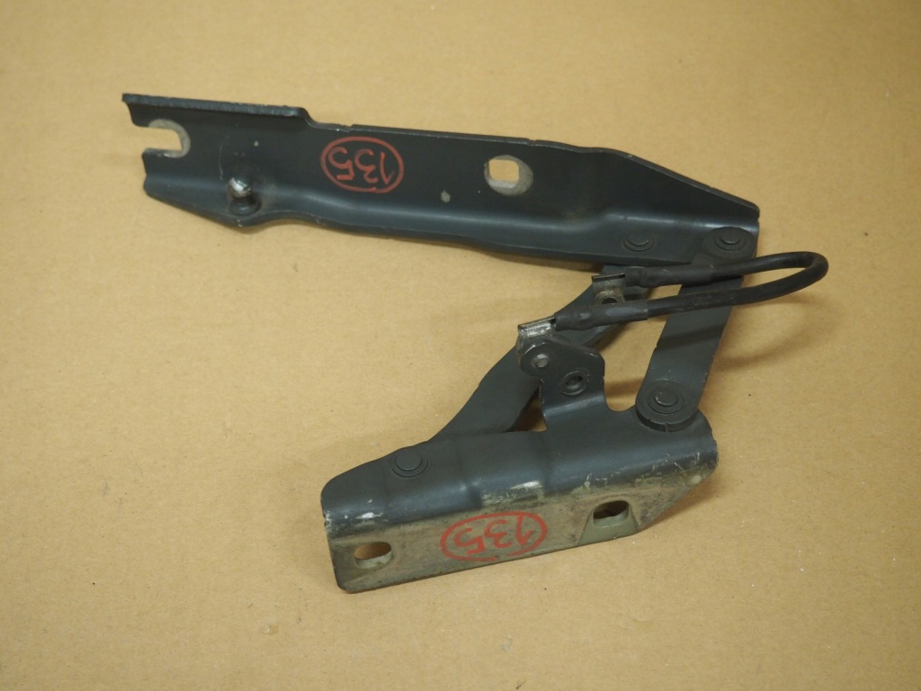 фото №1, Петля капот правий bmw e60 e61 7008728