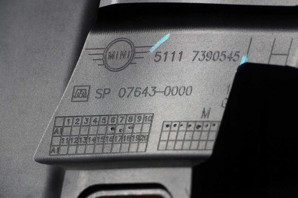 фото №7, Mini countryman f60 направляющая кронштейн противотуманной фары бампера перед левый 2017+