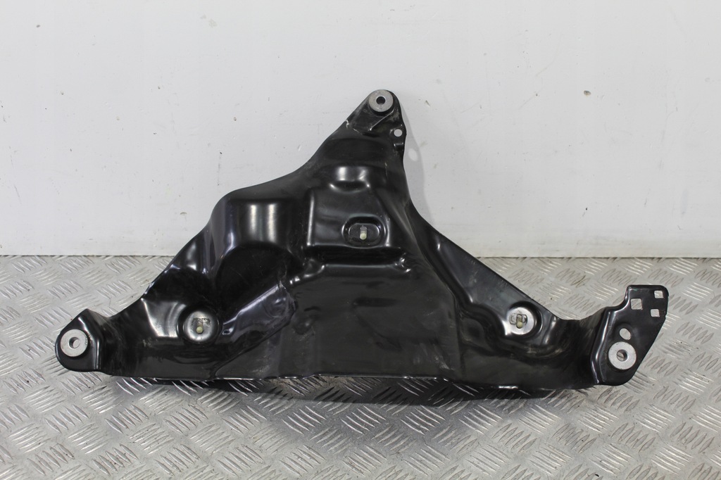 фото №1, Захист металева 4k0201781a audi a6 4k 4k0 c8