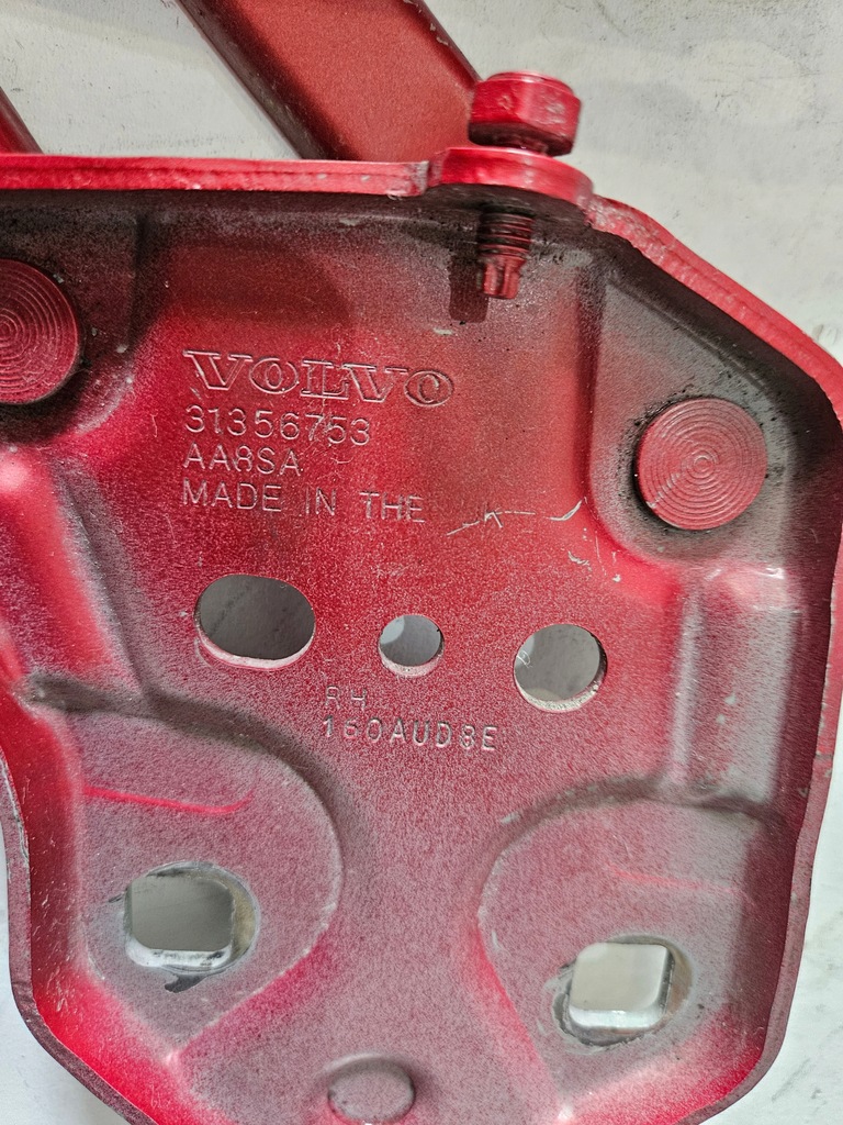 фото №8, Петли капот крышки двигателя volvo xc40 c40