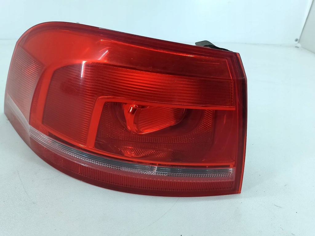 фото №11, Лампы задняя комплект vw passat b7 3af945095e 3af945096e kombi