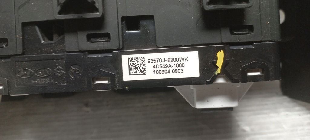 фото №7, Переключатель панель управление окон зеркал kia stonic 93570-h8200wk