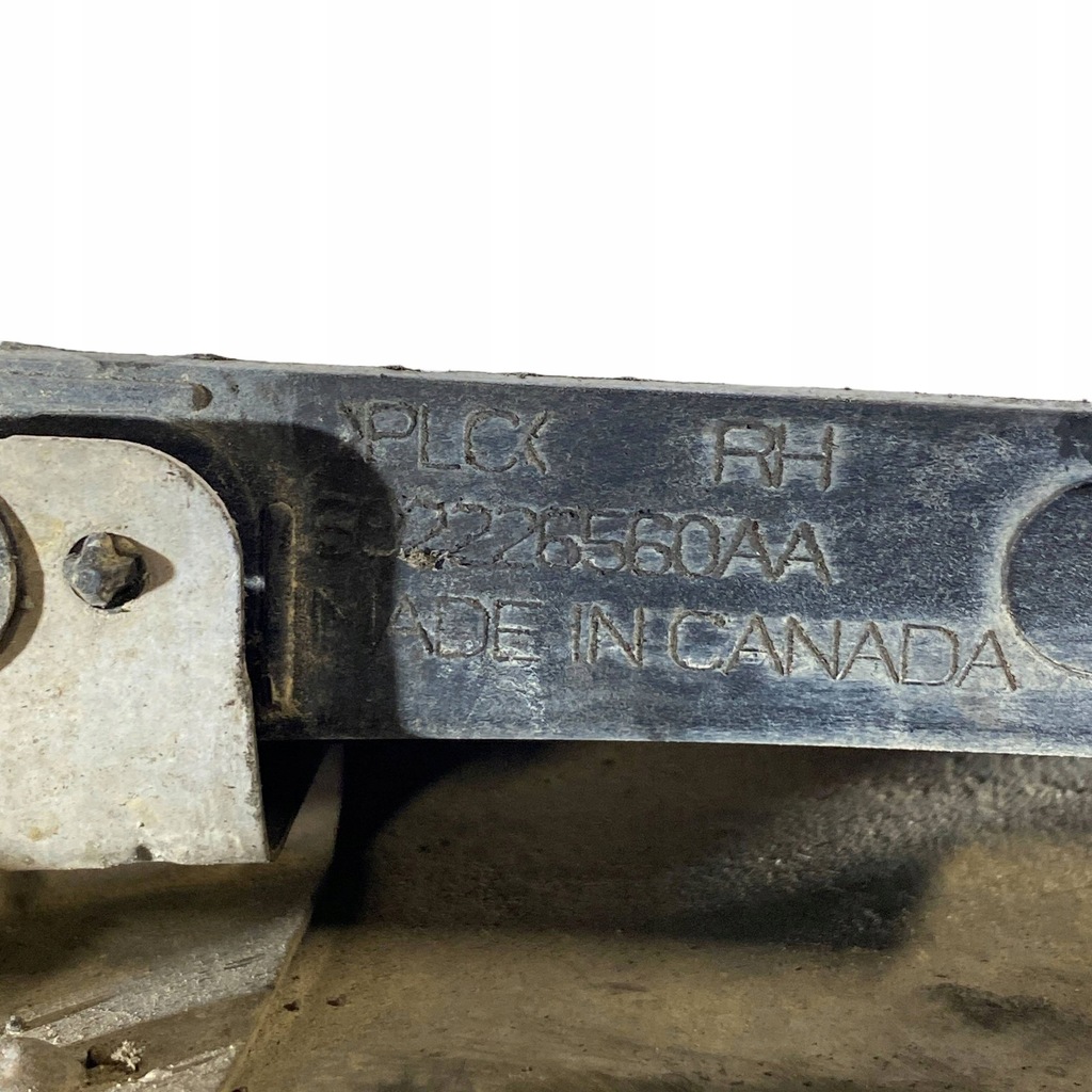 фото №8, Dodge charger 2017 права сторона наконечник глушника