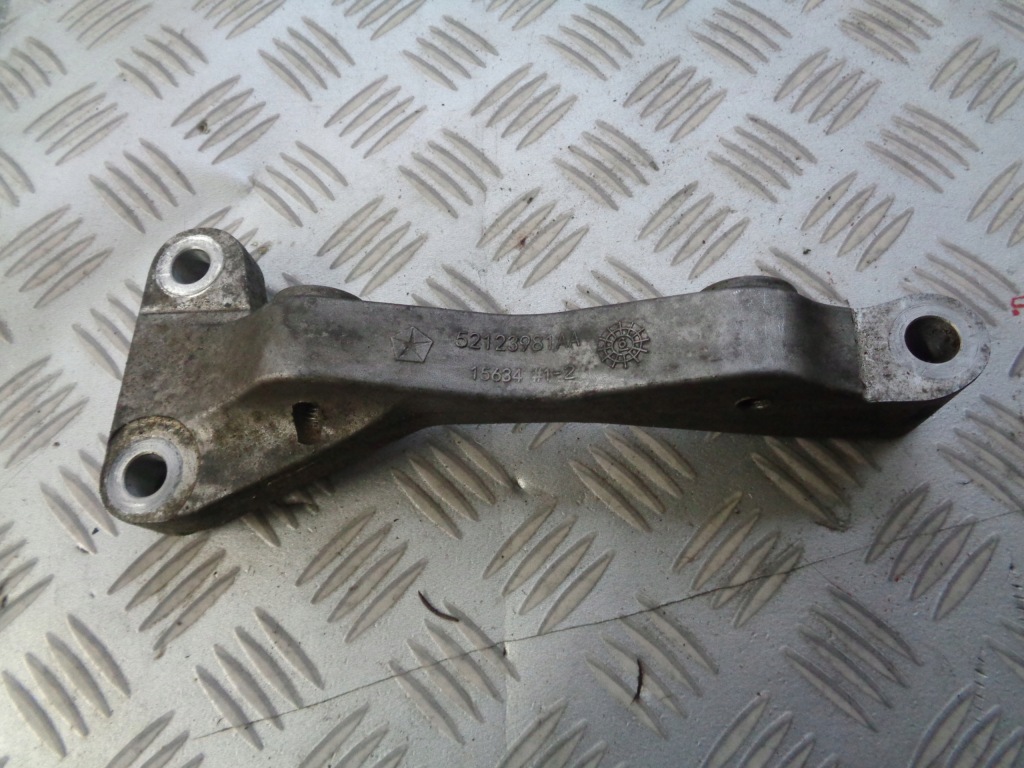 фото №1, Chrysler pacifica 2018 3.6 v6 кронштейн кронштейн