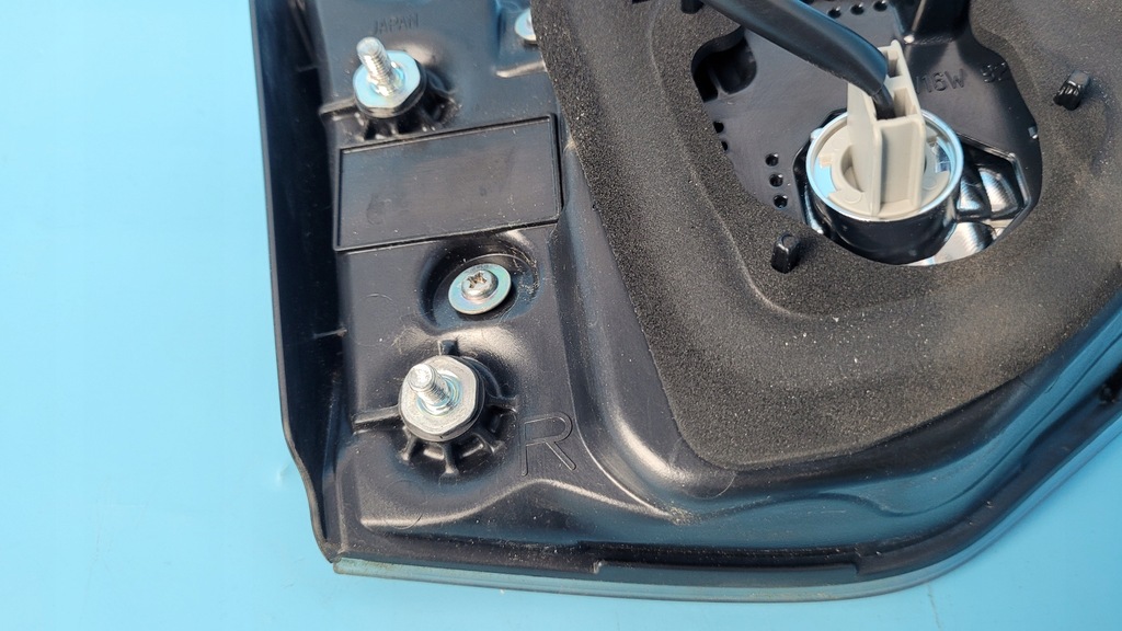 фото №9, Toyota corolla e21 19r лампа правый задняя w крышка usa 8158112250