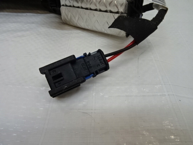 фото №7, Citroen ds7 лівий доводчик привід кришки 9818734380