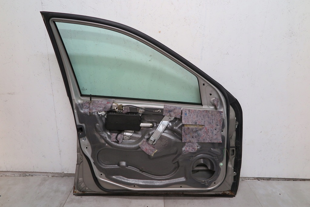 фото №8, Двері лівий перед передні mercedes w203 kombi