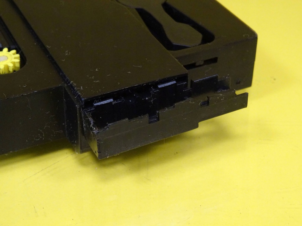 фото №8, Кронштейн na кружка напитки audi a8 d2 4d0862533b nr4