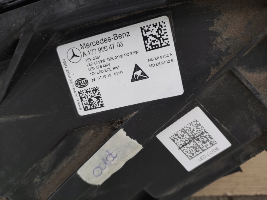 Mercedes a klasa 177 лампа левая передняя перед в Украине