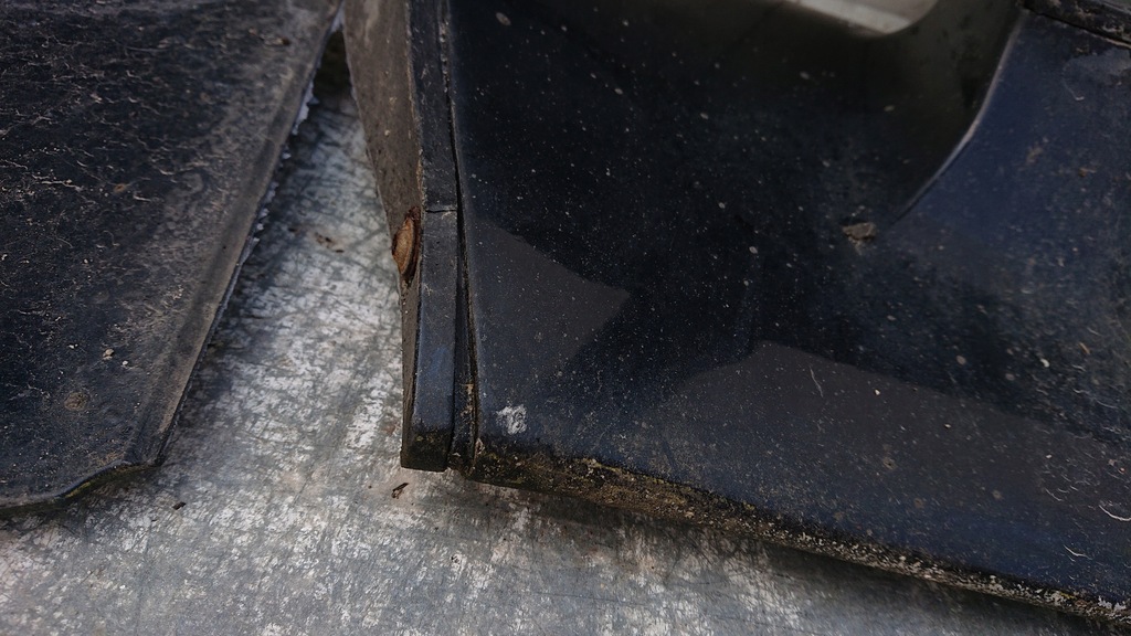 фото №15, Maserati 4200 бампер задний задняя