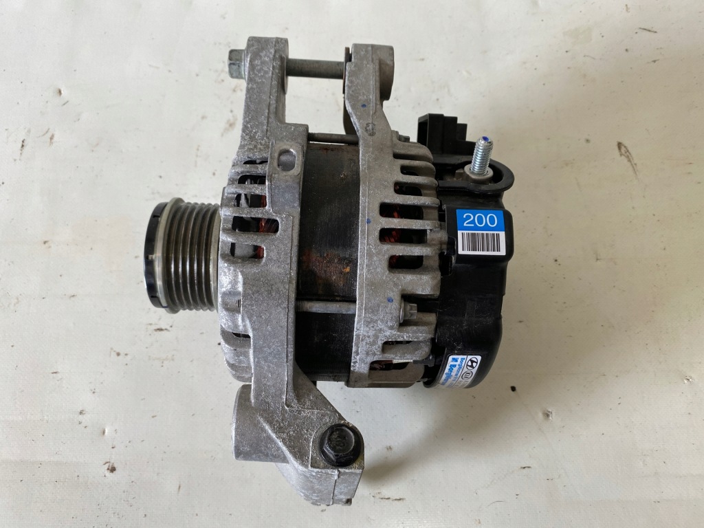 фото №1, Генератор hyundai kia 1.6crdi d4fe 37300-2u200
