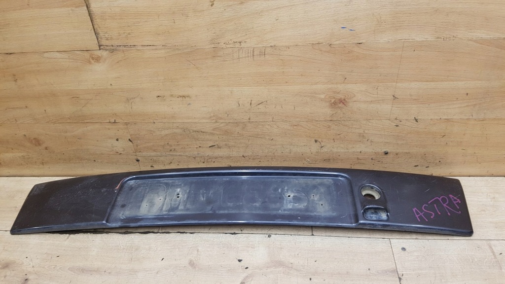 Купить Молдинг накладка крышки багажника задний  opel astra f