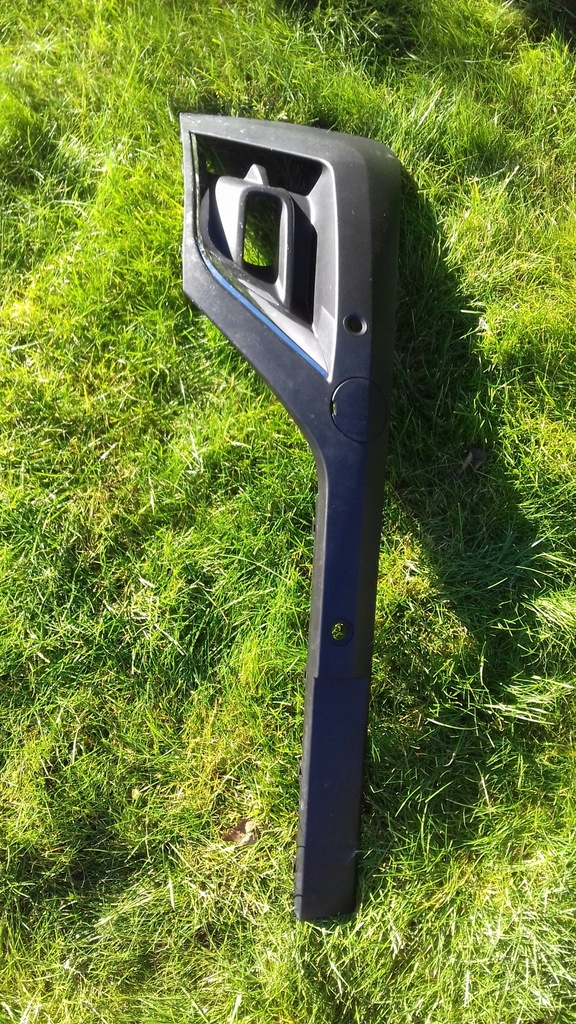 фото №1, Молдинг бампера заглушка хром перед права renault trafic iv 261a23784r