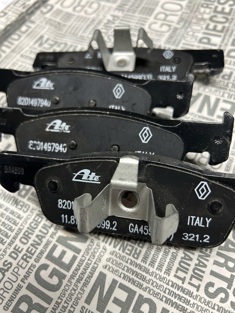 фото №1, Гальмівні колодки гальмівні задня renault оригінальний номер clio iv 8201497939