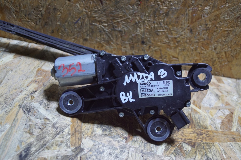 фото №7, Mazda оригинальный номер bp4k-67450 моторчик дворники