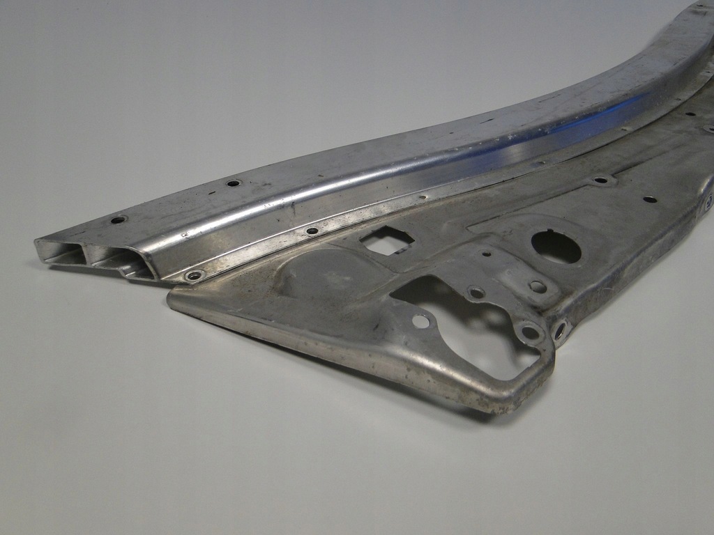 фото №6, Mercedes glc 253 w253 pas передний góry усилитель