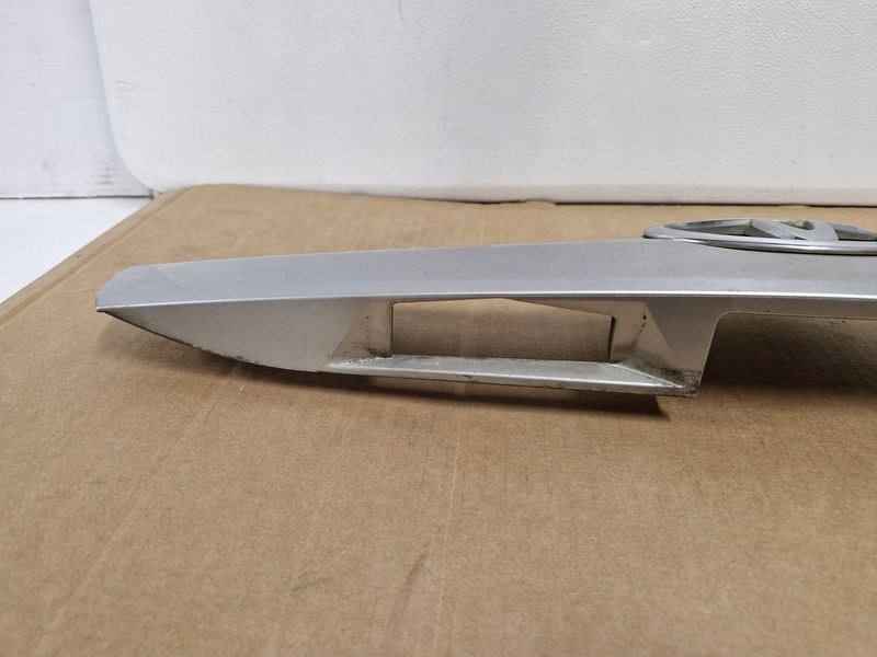 фото №6, Toyota matrix 2 ii e140 накладка молдинг кришки багажника задня 76801-0230