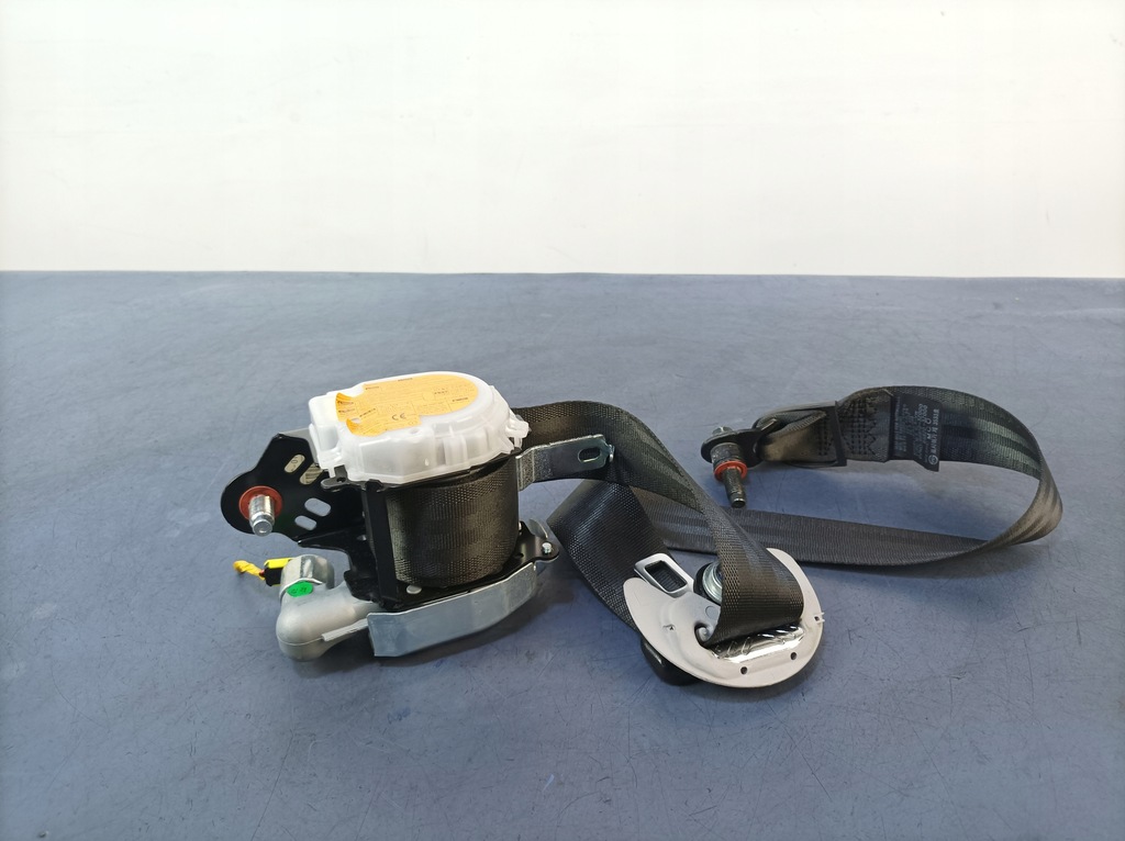 фото №1, Hyundai i40 i fl pas безопасности левый перед uk