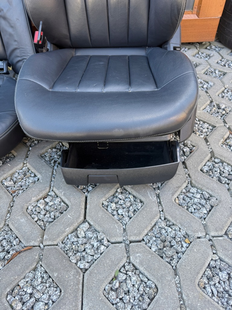 фото №11, Mercedes-benz e klasa w212 lift sedan сиденья заднее сиденье комплект