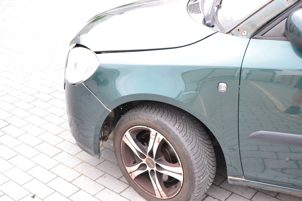 фото №11, Skoda roomster крыло перед передний левый 9572