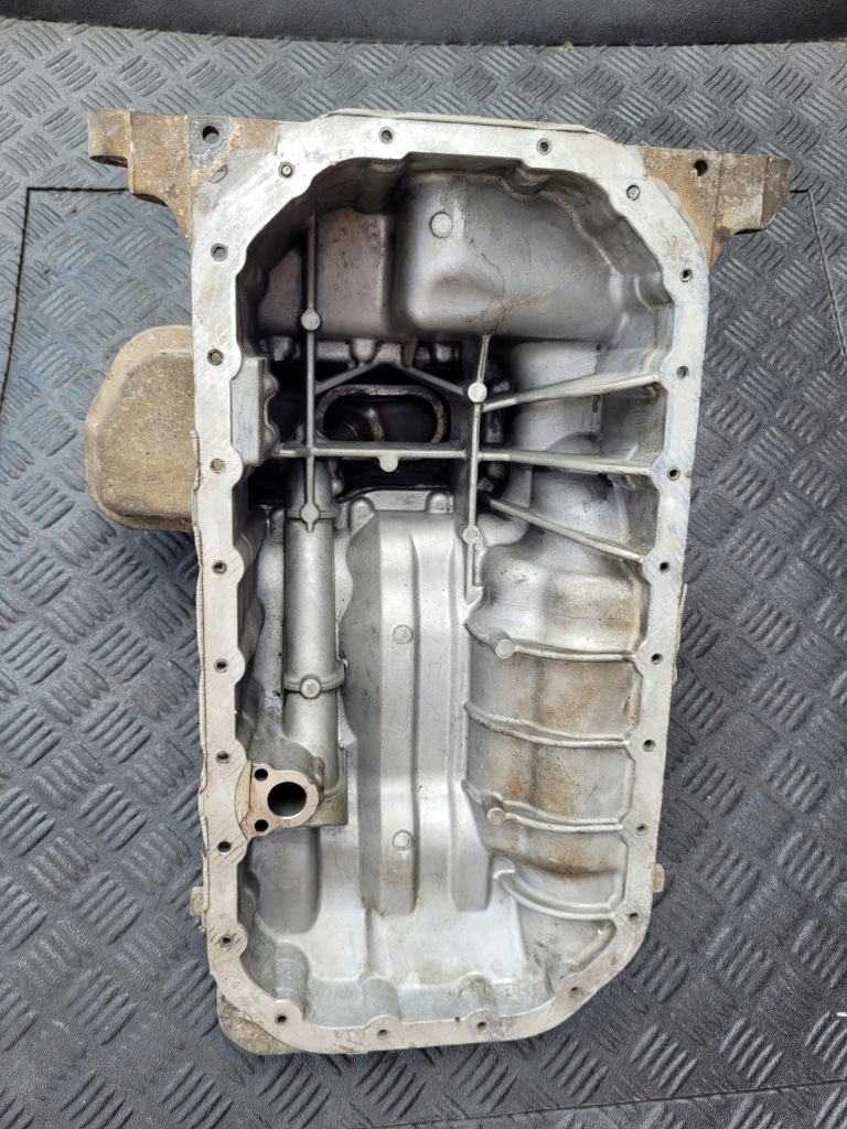 фото №1, Поддон масла масляная toyota land cruiser 120 j120 3.0 d-4d