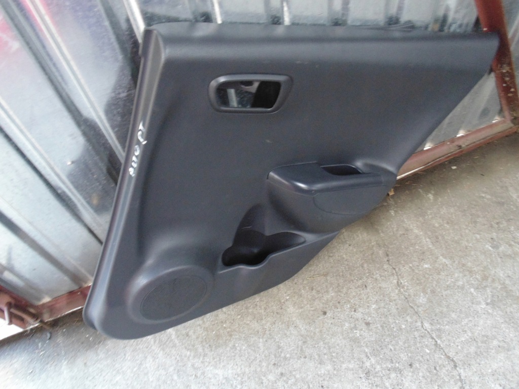 фото №1, Обшивка двері правий задня suzuki alto 09-14