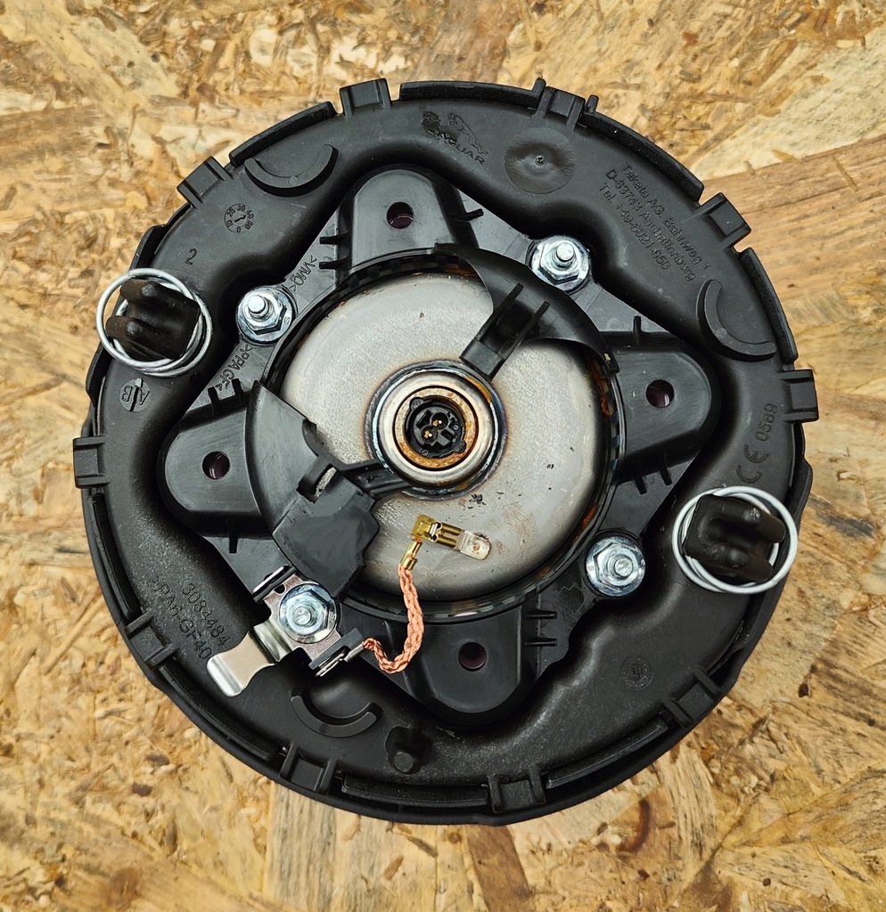 фото №11, Консоль панель приладів подушка безпеки ремені jaguar xe x760