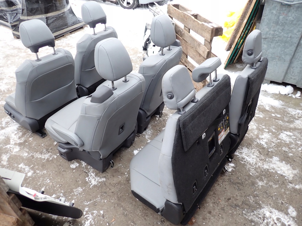 фото №9, Обивка kpl. сиденья заднее сиденье обшивки кожа toyota sienna 2021