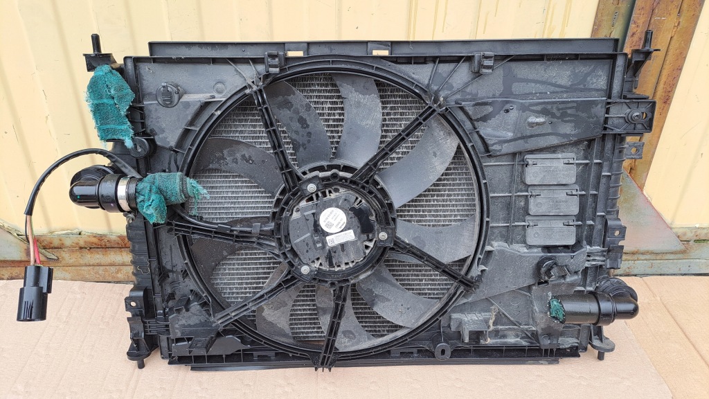 фото №1, Vivaro c jumpy iii expert scudo proace - радиатор