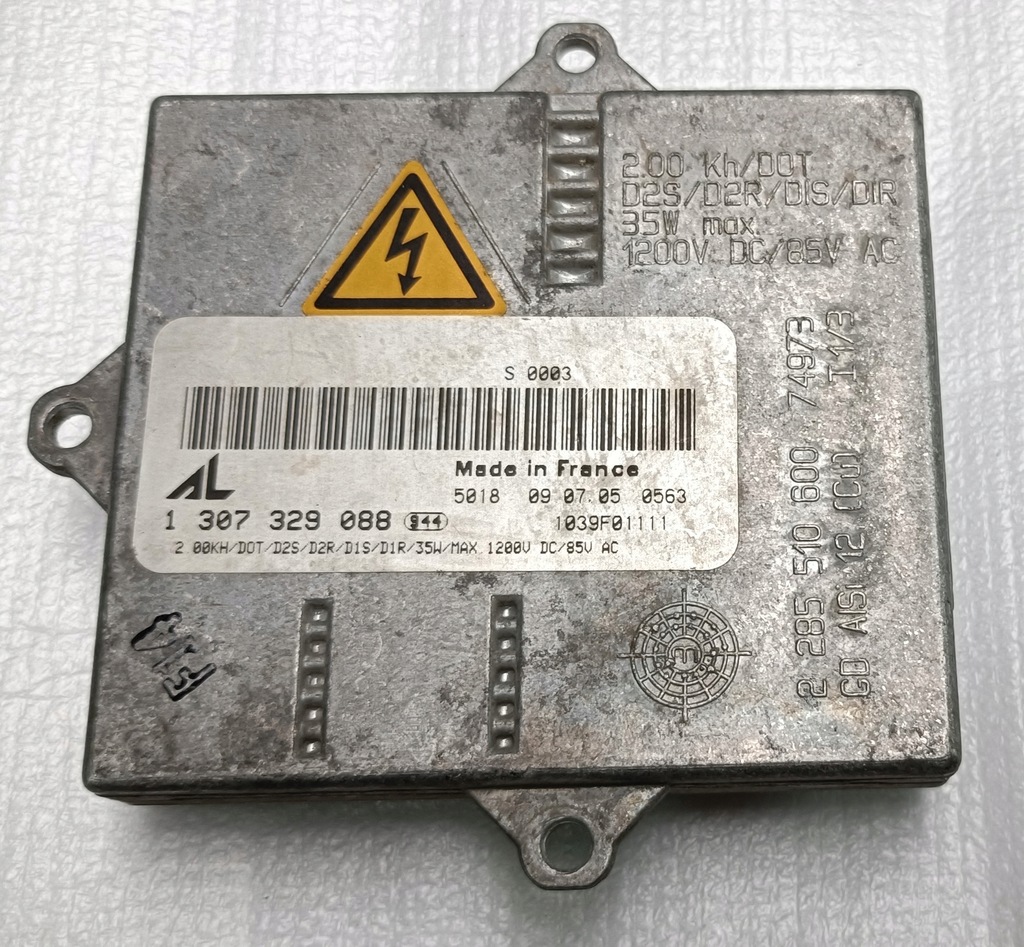 фото №1, Mercedes w203 w230 r230 w169 перетворювач