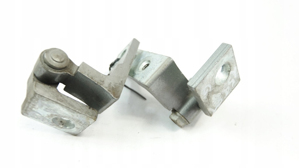 Купити Alfa romeo 159 петлі двері правий задній універсал