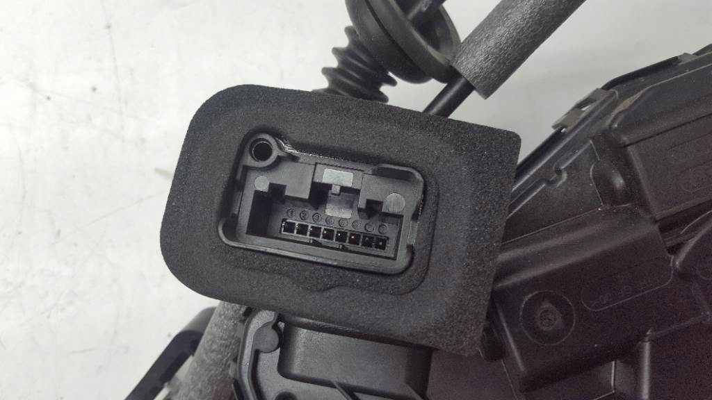 фото №4, Замок задня лівий 5tb839015 skoda rapid 2019 eu