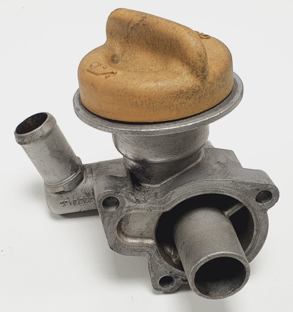 фото №2, Заливна горловина оливи кришка alfa romeo 159 2.4 jtd 55195251