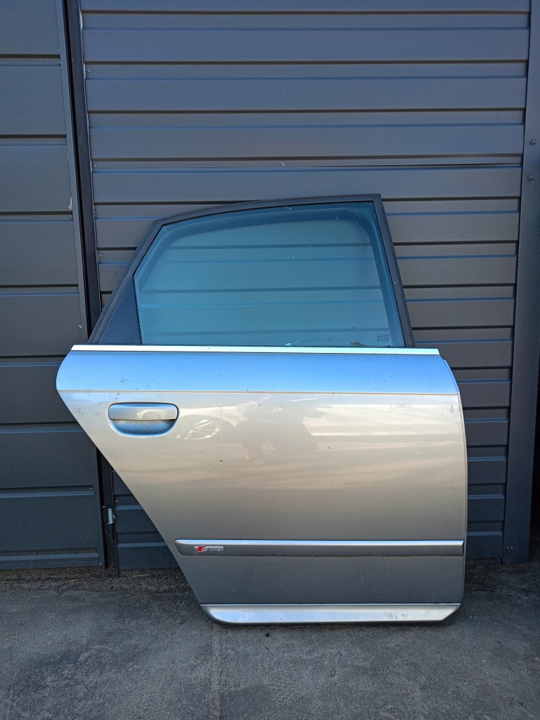 фото №1, Дверь правый задняя audi a4 b7 s-line 2007r