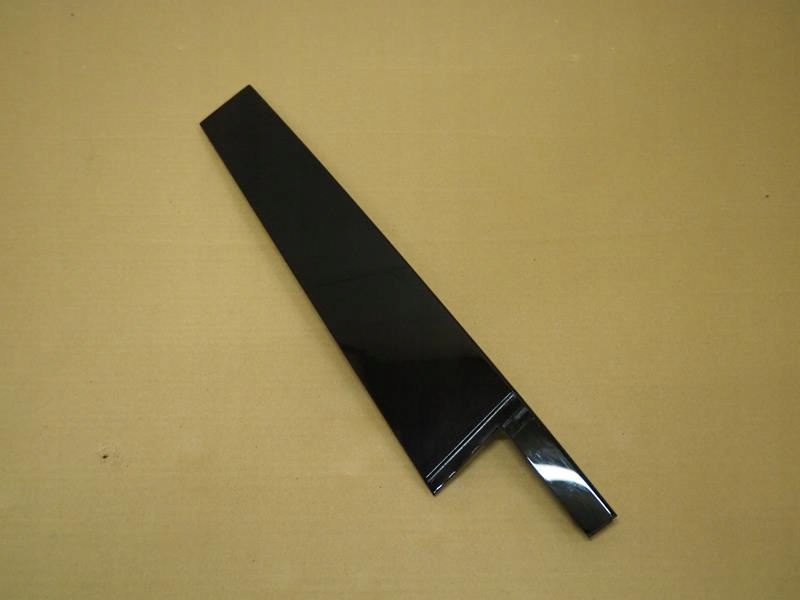 фото №1, Молдинг накладка стойка дверь левый задняя vw tiguan ii