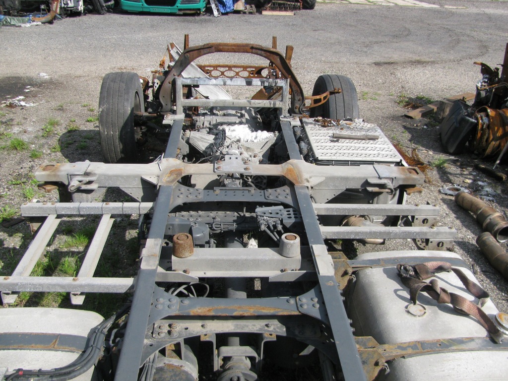 фото №4, Mercedes actros mp4 рама обшивка bdf wecon.