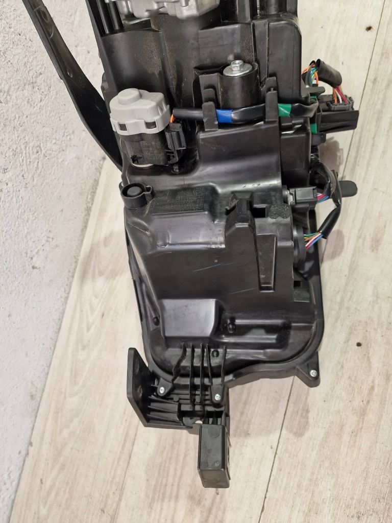 Фара full led комплект . mazda cx-30 cx30 dgj1-51030 Киев