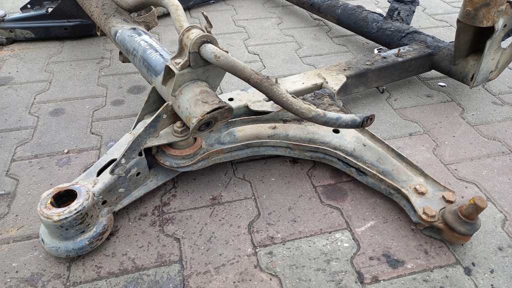 фото №4, Подрамник перед mercedes bens -vito 00r